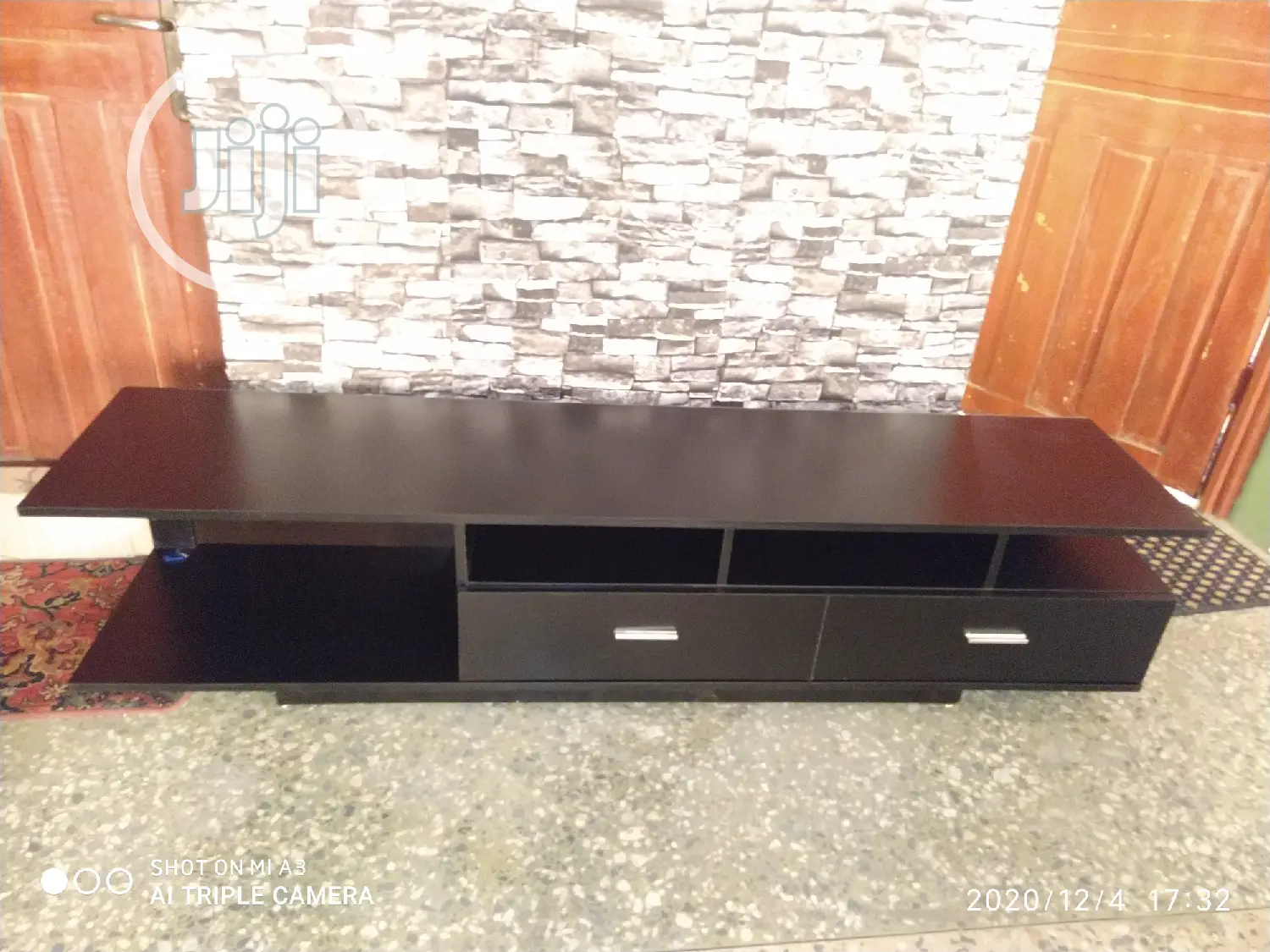 Exclusive 6ft Tv Console