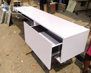 Modern 5ft Tv Console
