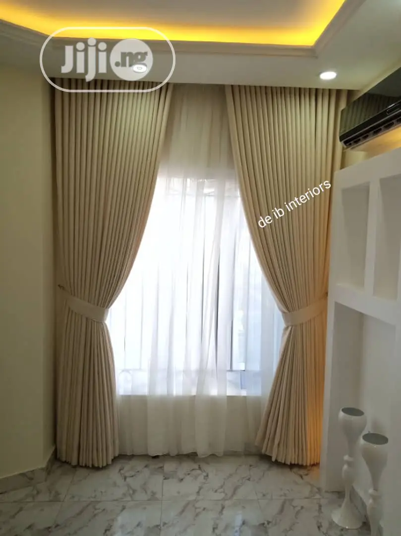 Window Curtain