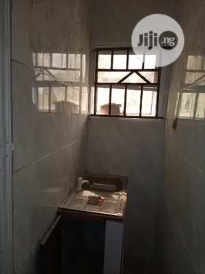 1bdrm Bedsitter in Ipaja for rent
