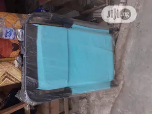 Campbed With Adjustable Headrest