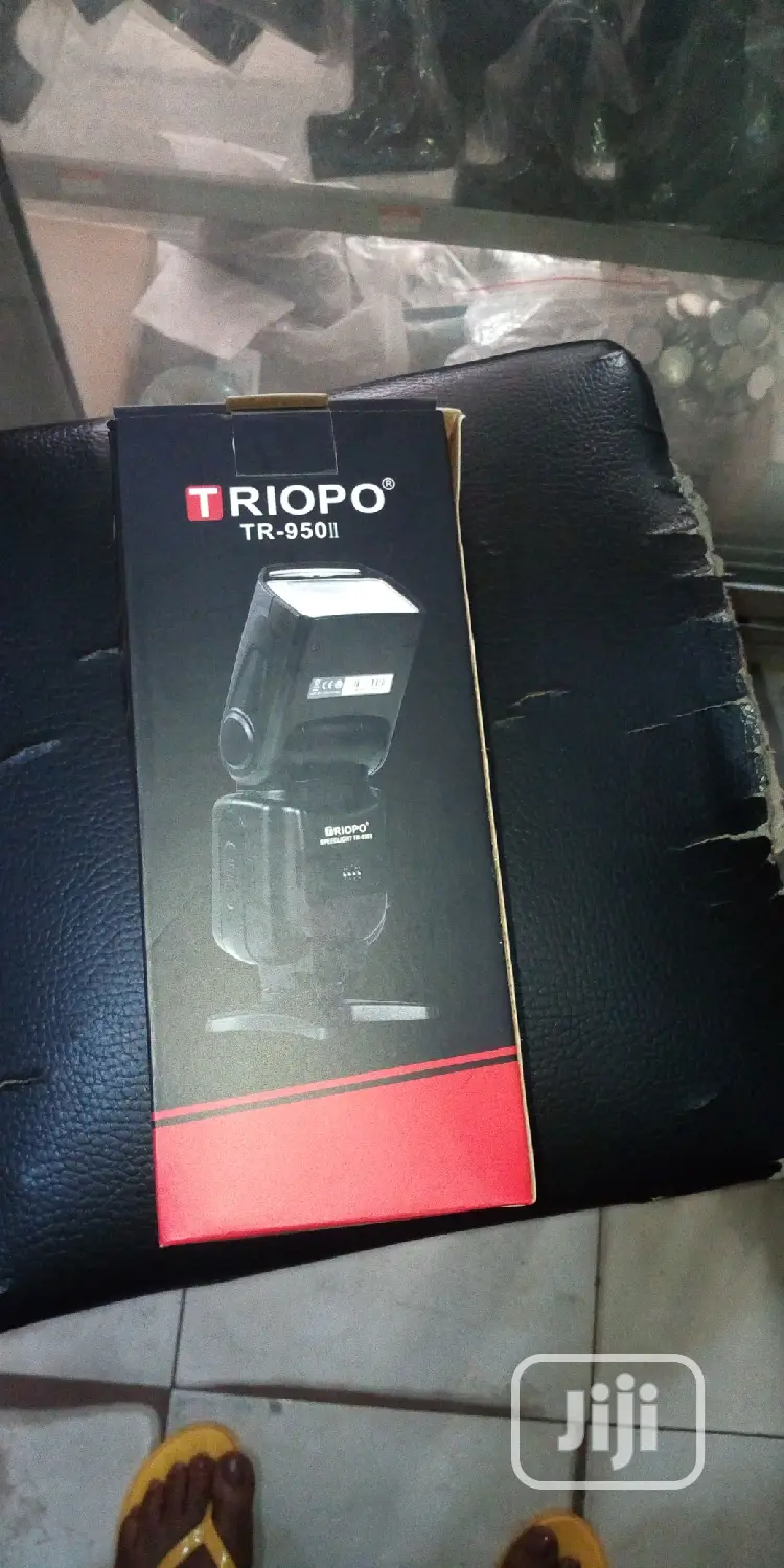 Triopo Flash Light