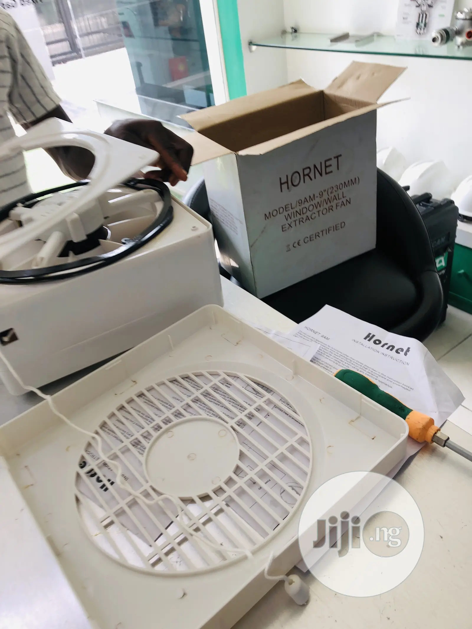 Hornet Extractor Fan