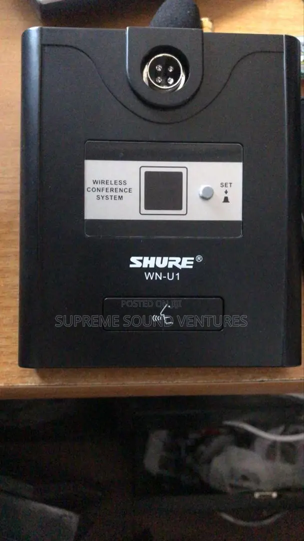 Single Universal Wireless Conference Microphone