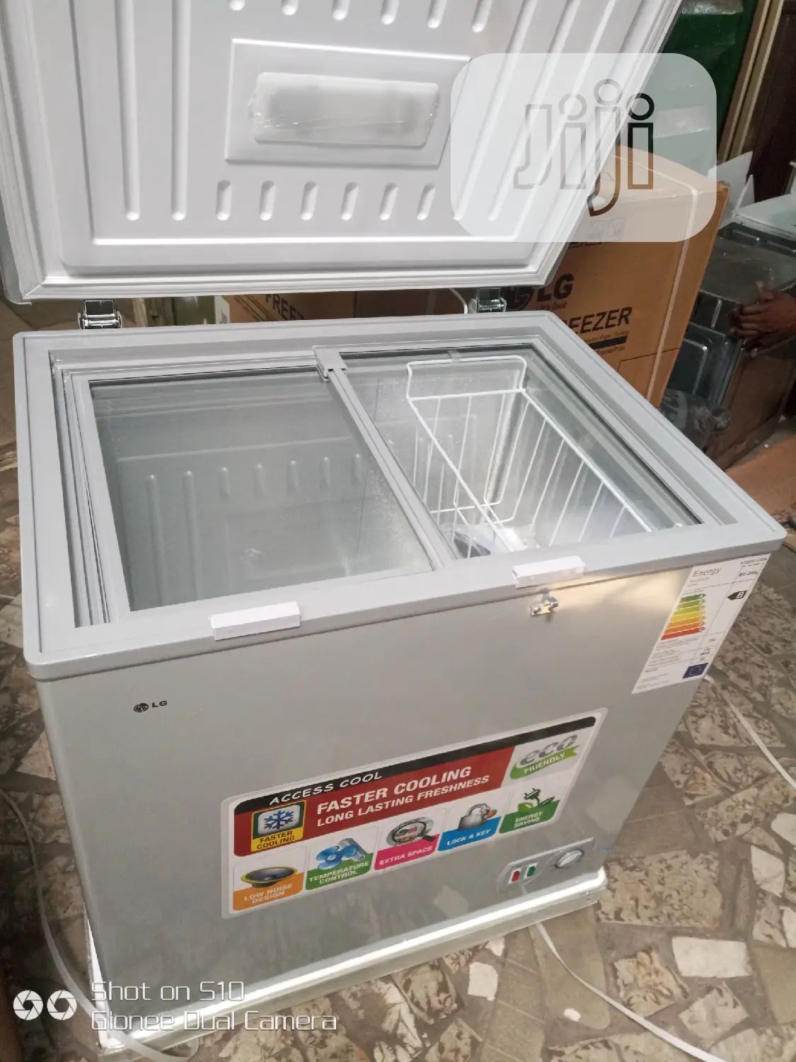 LG Chest Freezer Model BD-285