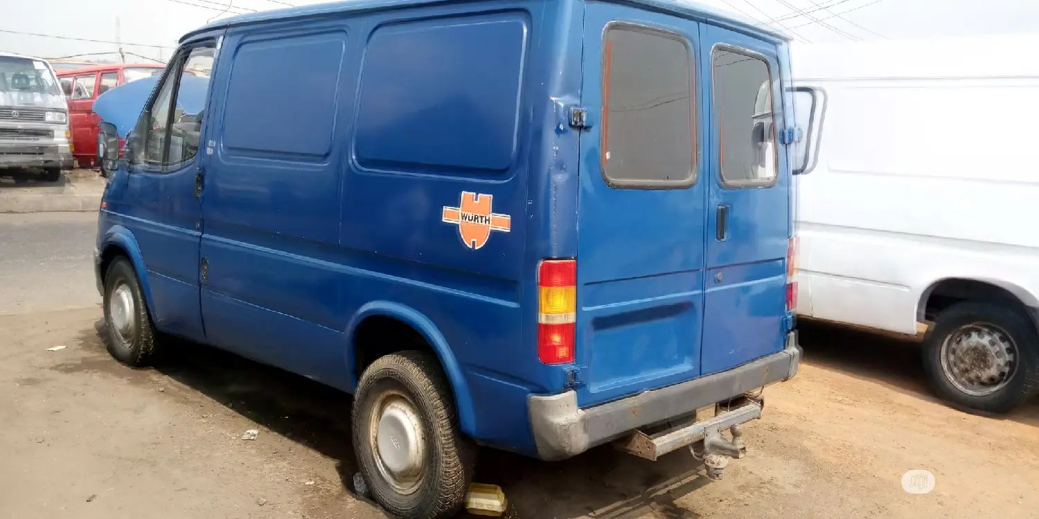 Ford Transit 2002 Blue
