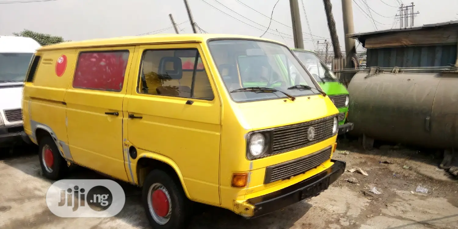 Volkswagen Transporter 1999 Yellow
