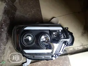 Head Lamp for Yahoo Toyota Tacoma 2013 Model Set
