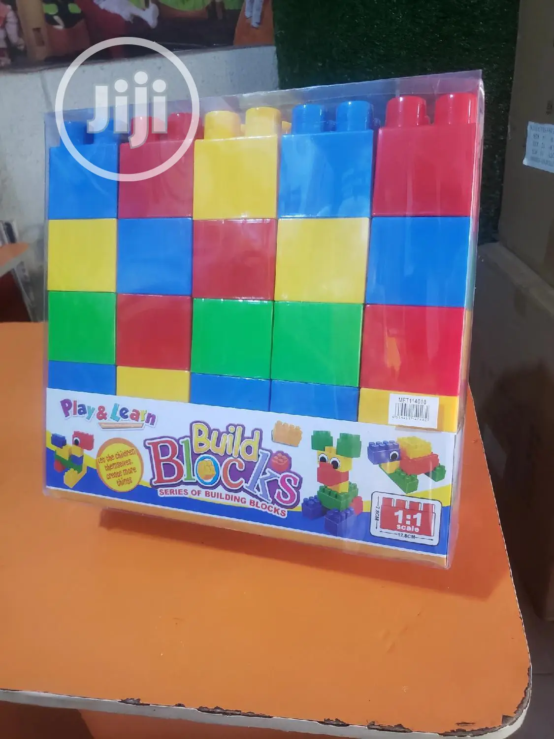 Giant Building Blocks.