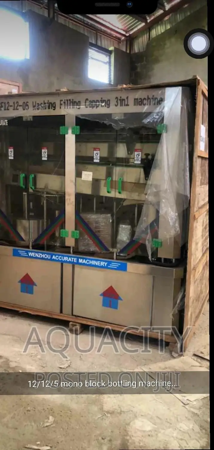Fully Automated Monoblock Bottle Line .