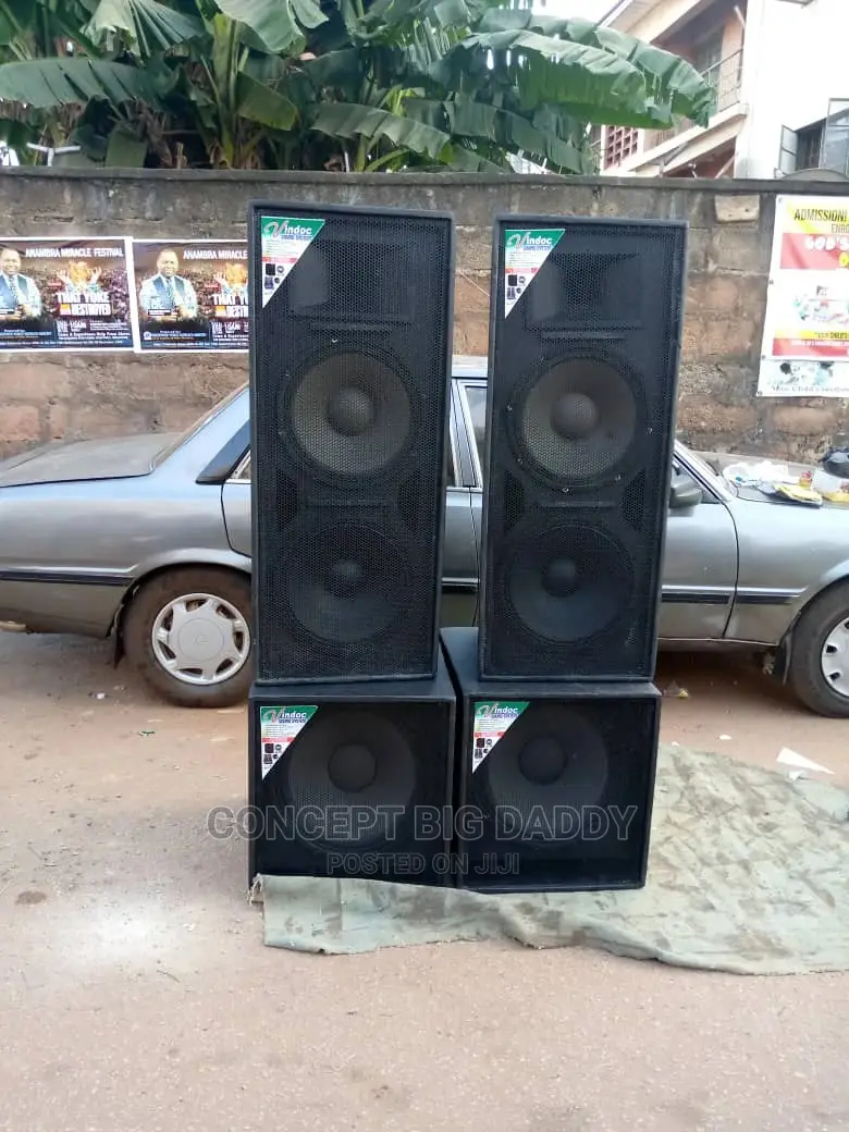 Empty Speaker Box