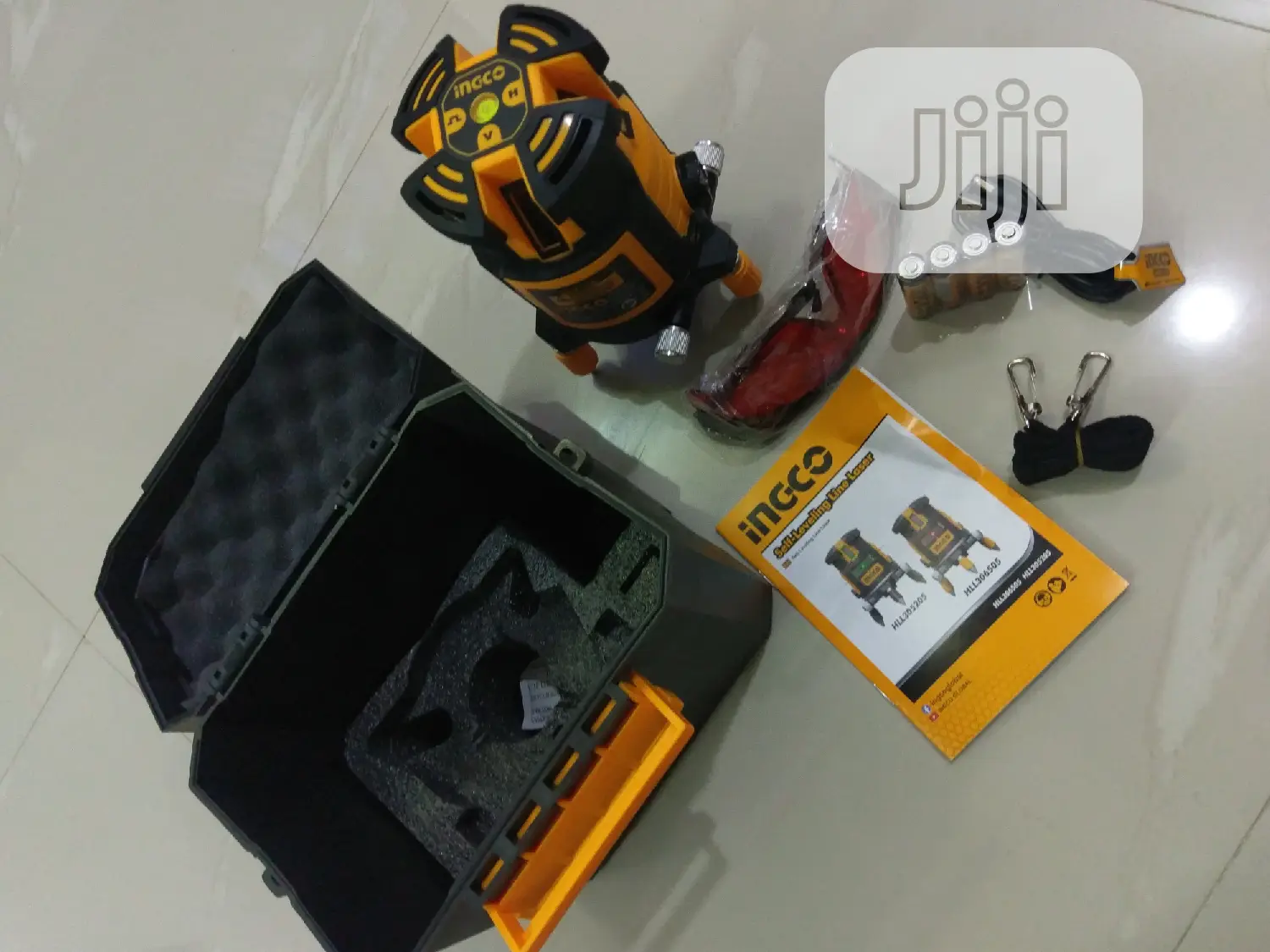 Self-leveling Line Laser With Tripod