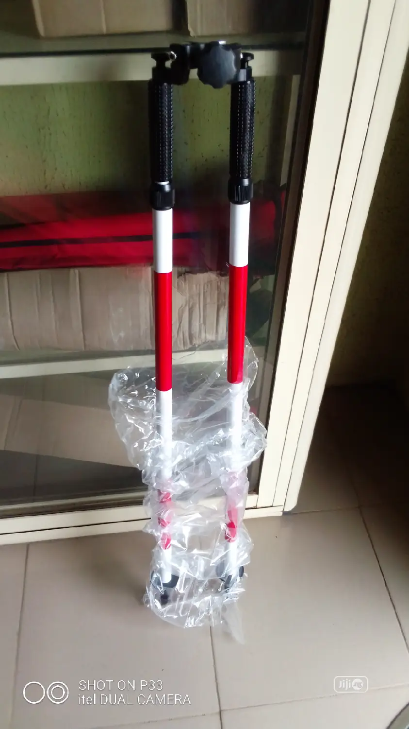 Bi-Pod for Tracking Rod / Pole