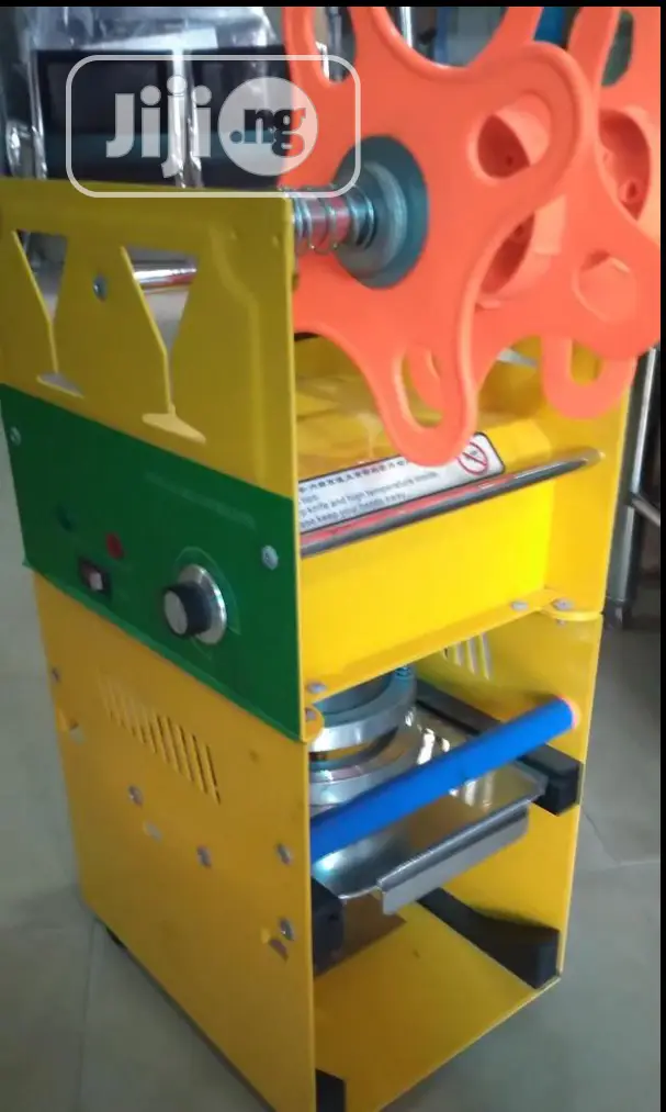 Cup Sealer Machine