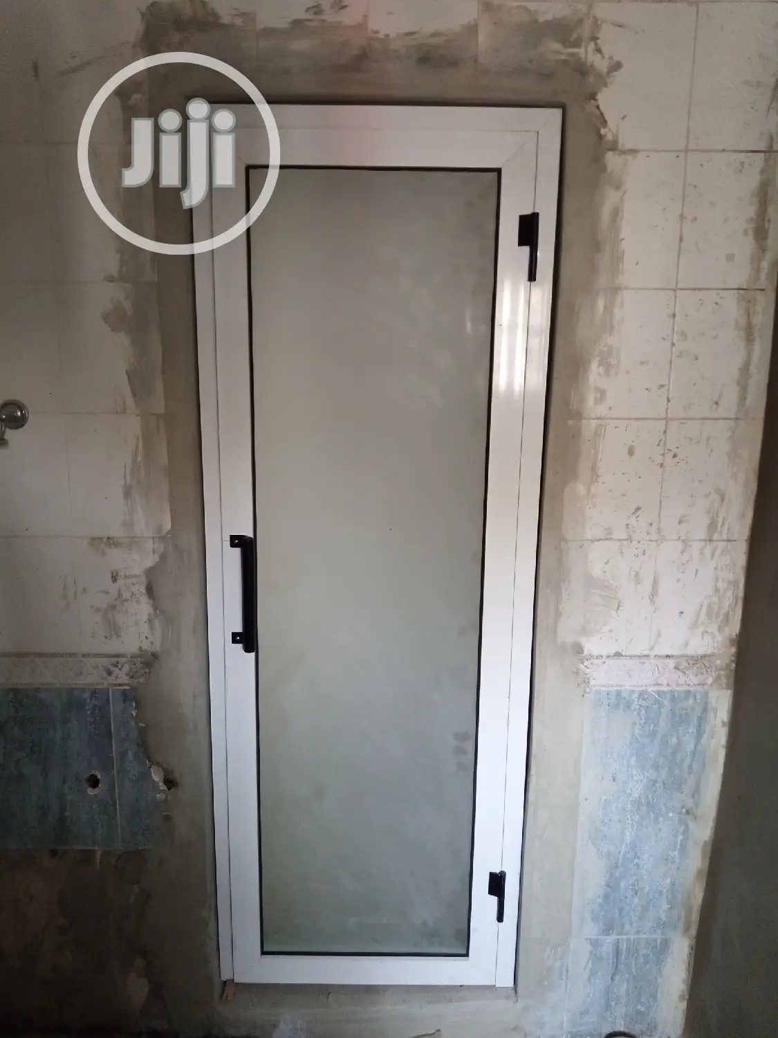 Aluminium Hinge Door
