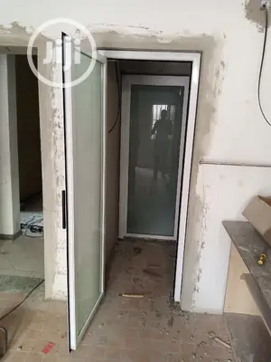 Aluminium Hinge Door