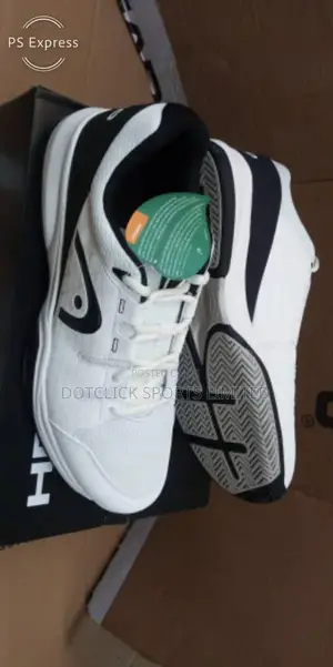 Original Head Tennis Shoes