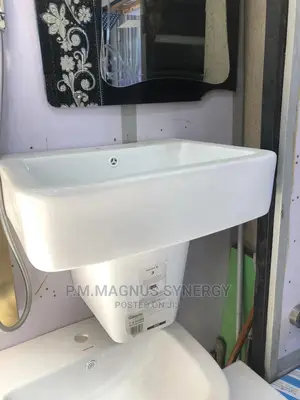 England Standard Wash Hand Basen