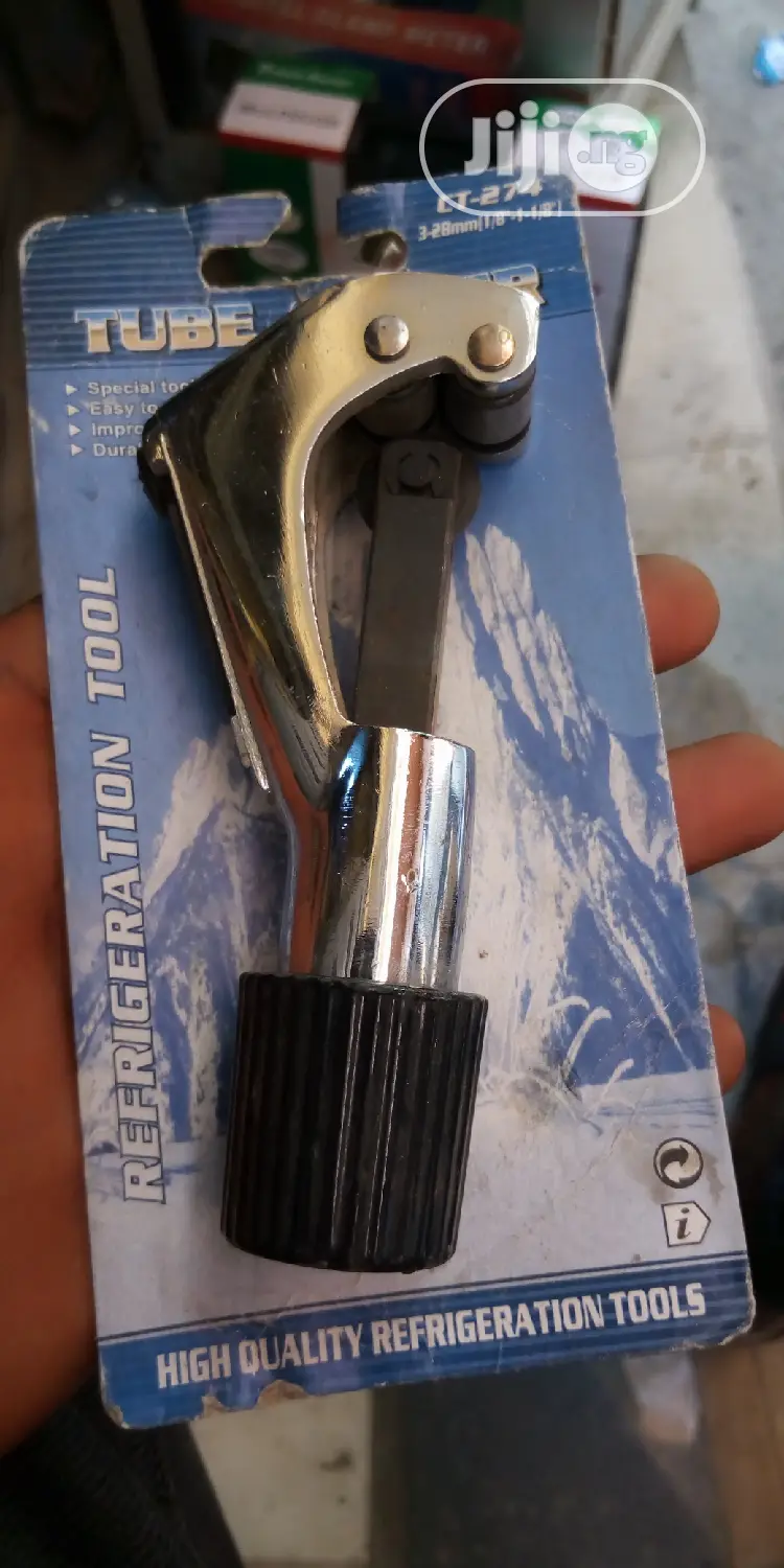 Pipe Cutter