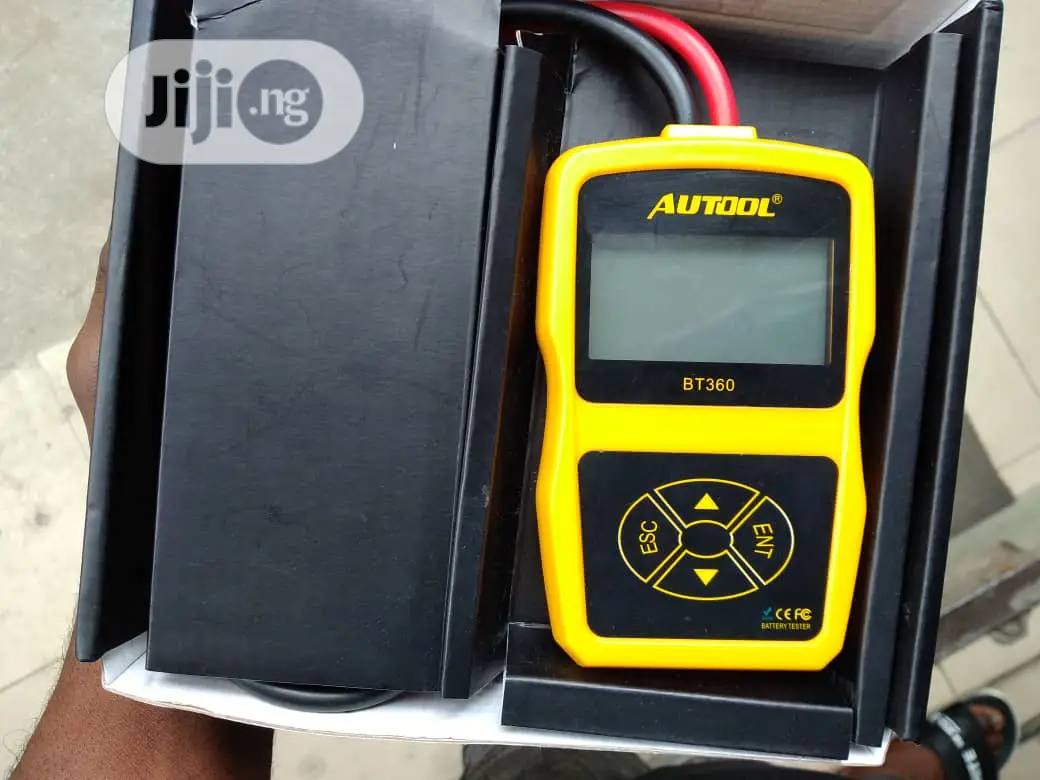 Digital Battery Analyzer