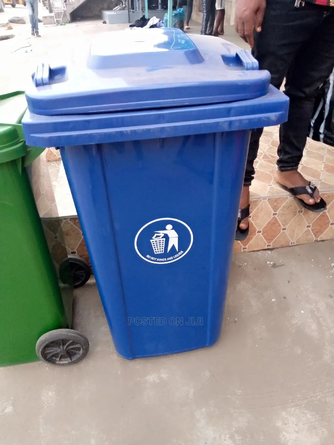 Waste Dustbin Bucket Imported 240liters
