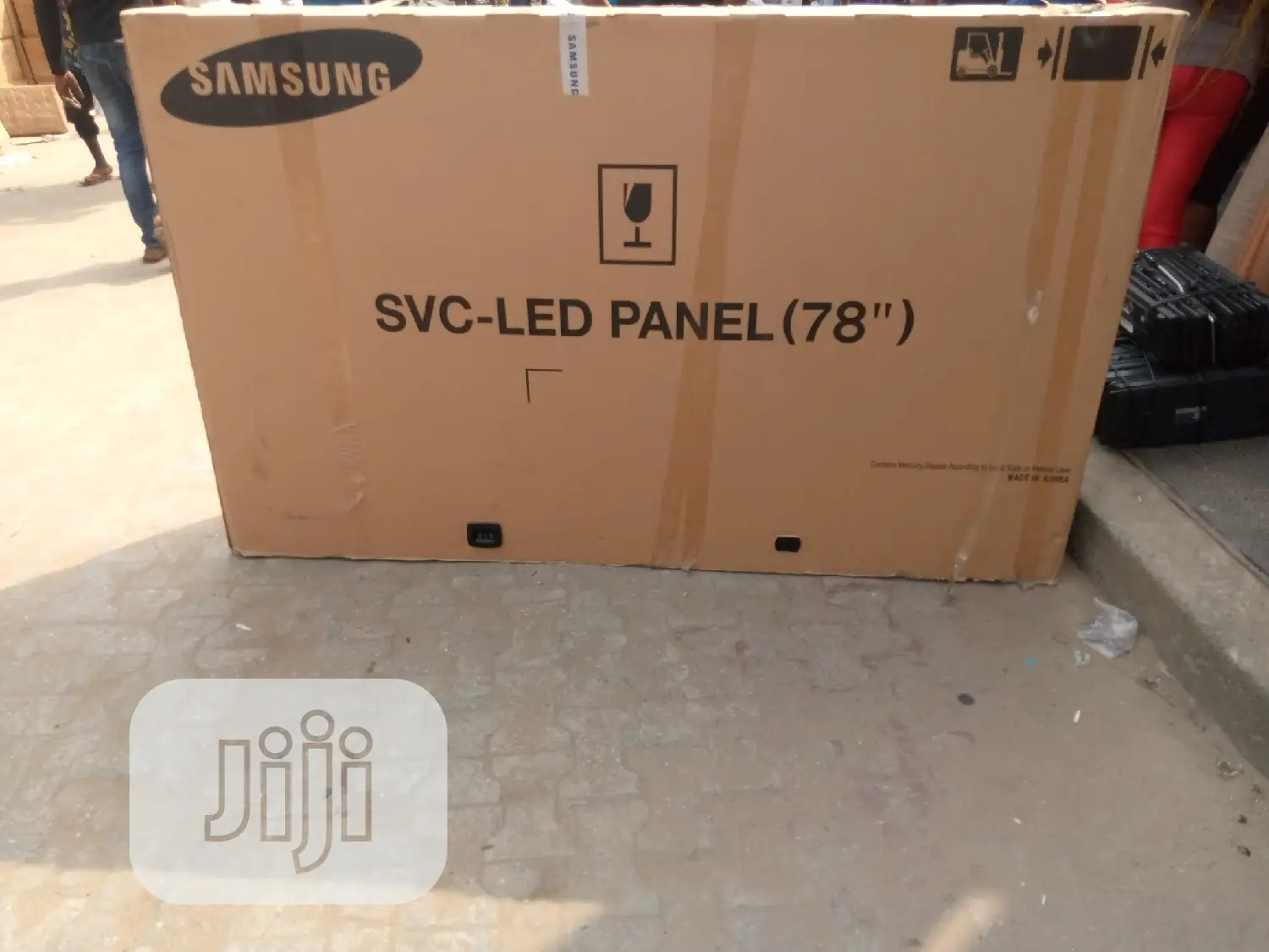 Specialist On Large TV