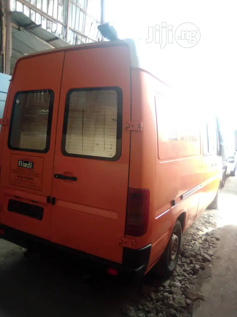 Volkswagen LT 2005 Orange