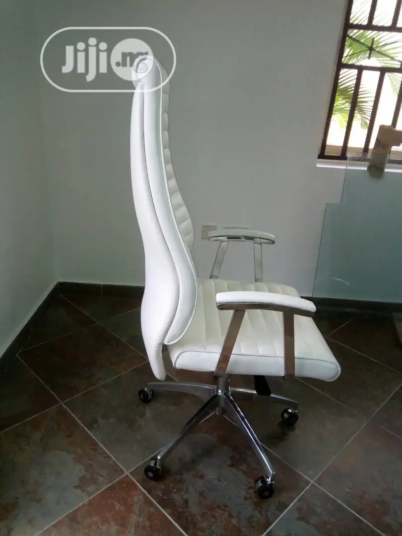 Executive White Ergonomic Chair