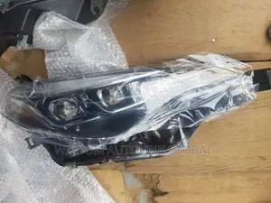 Headlights for Toyota Corolla 2018 American Spec Sports Edit