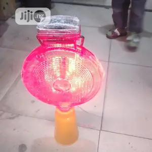 Solar Caution Light