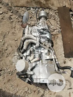 Toyota Hilux, Tacoma Gear Box 2016/2022 Whatsapp