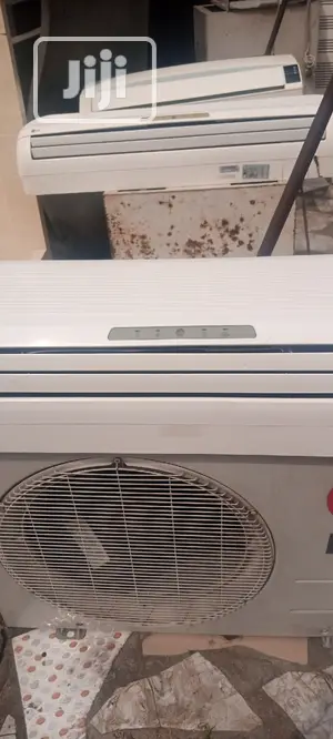 Direct Fairly Used Factory-Fitted 1.5hp Lg Split Ac for Sale