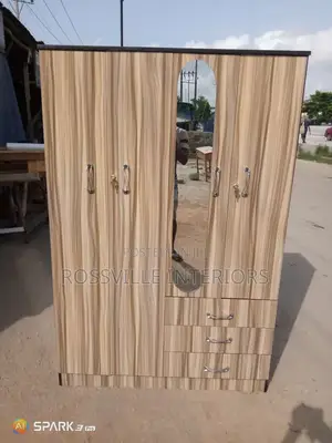 Premium 6ft Wardrobe – Luxury Finish