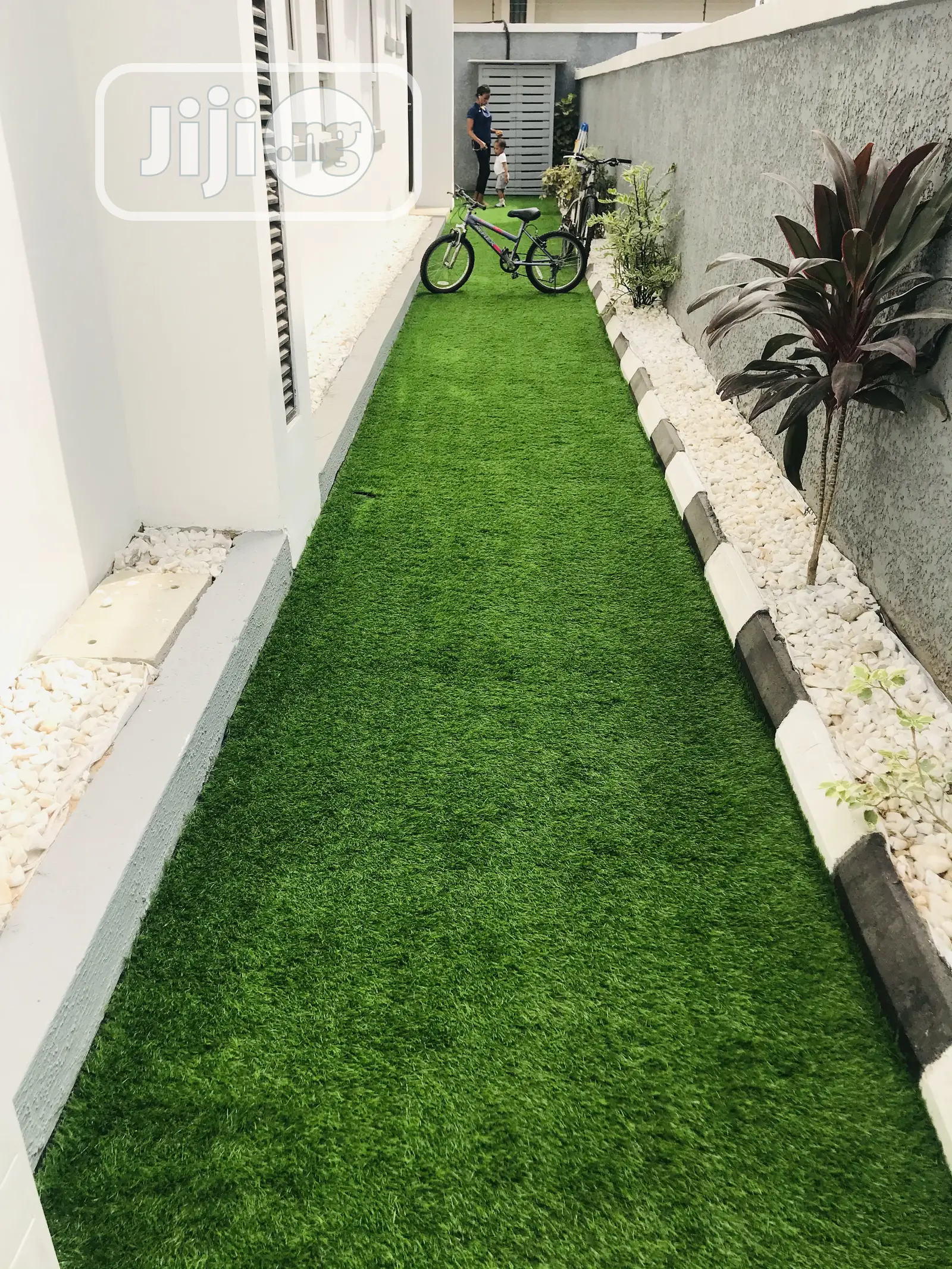 Green Grass Rugs for Compound Decorations Outdoor