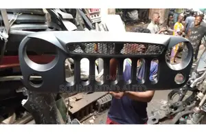 Front Grile Geep Wrangular, Tiger Face