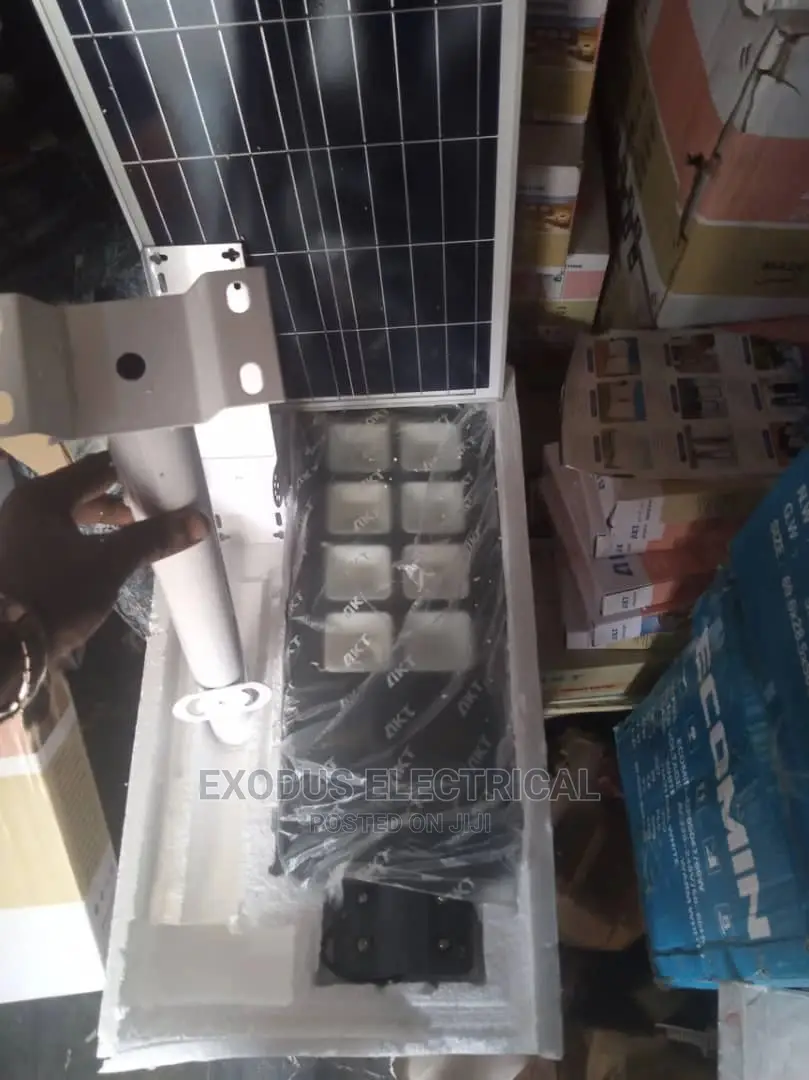 Solar Streetlights 200 Watts
