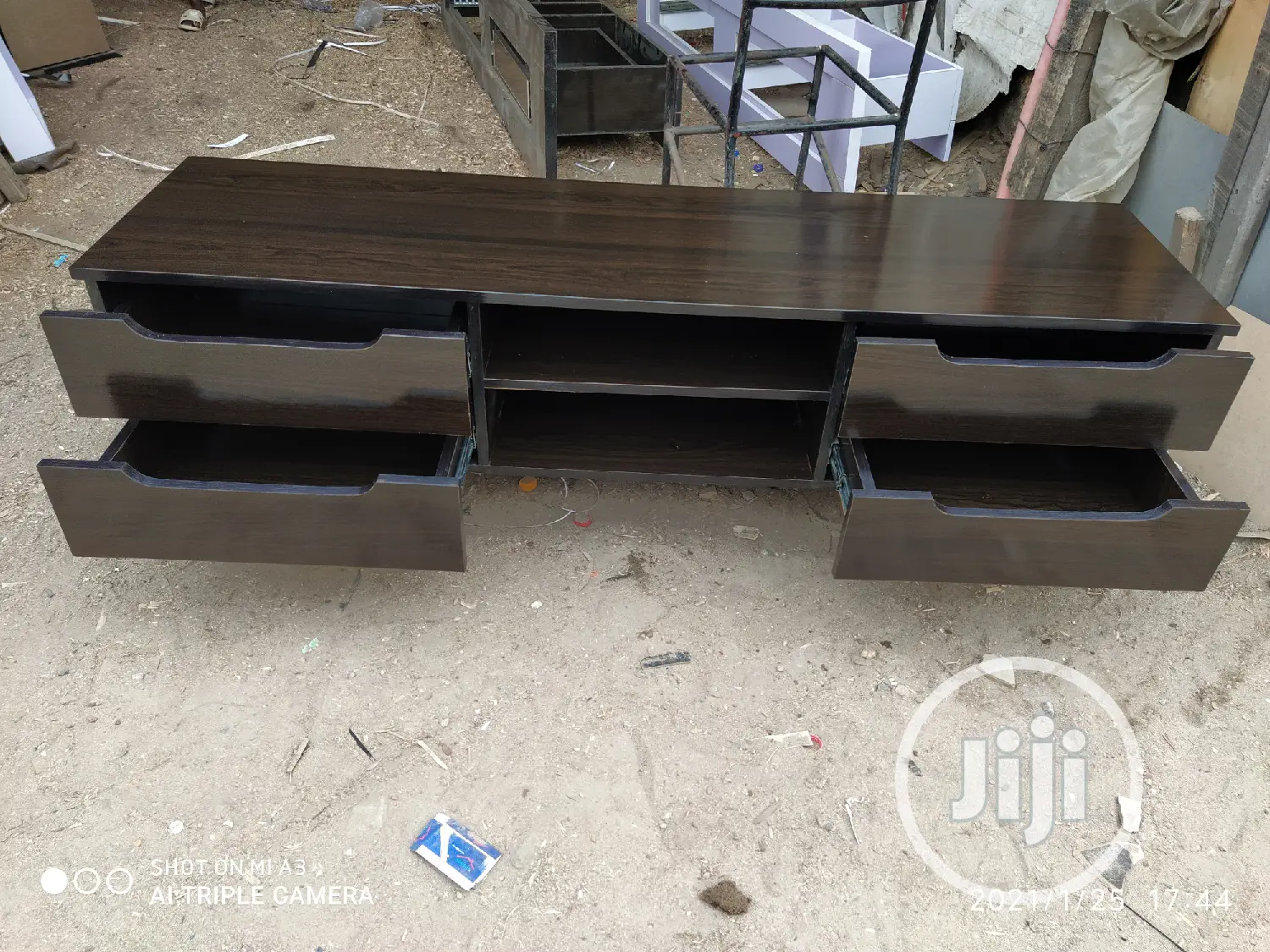 Unique 5ft TV Console