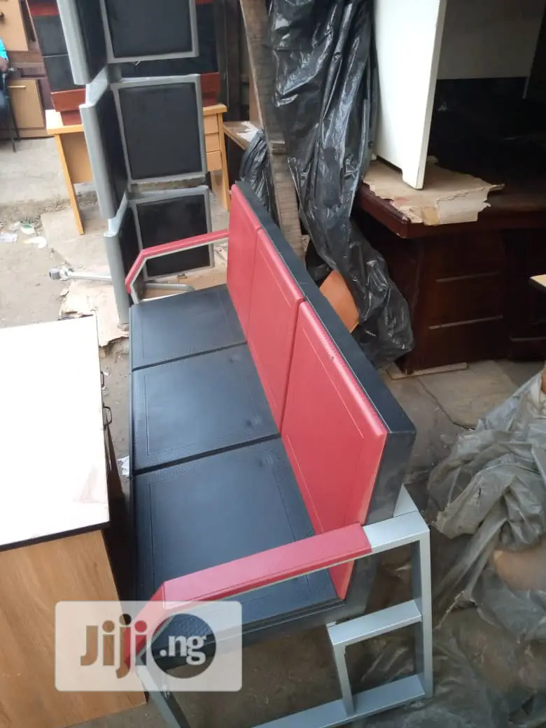 3 in 1 Visitors Chair