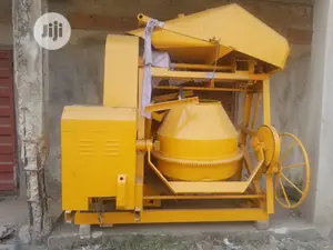 Concrete Mixer Machine With Hopper
