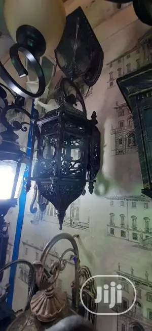 Big Gate Lamps