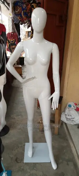 Glossy White High Quality Female Mannequins