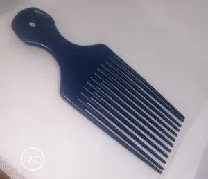 Long Teeth Afro Comb
