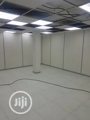 Raised Floow Equipmene Construction