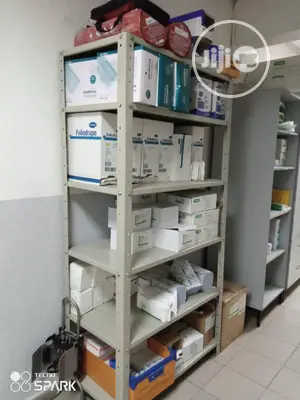 7ft Store Rack