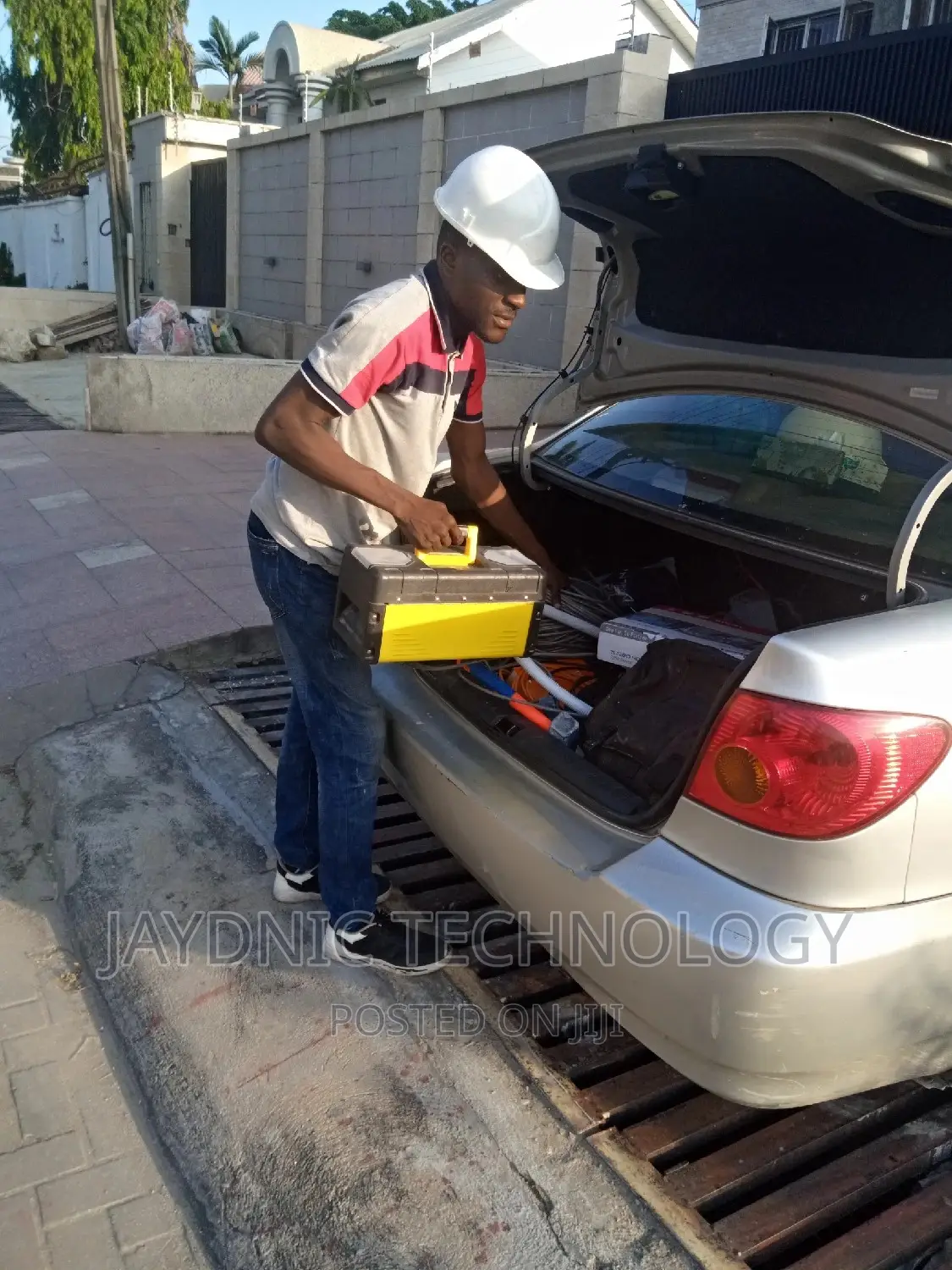 CCTV Installer