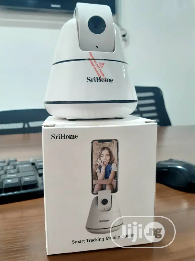 Auto Rotating Smart Shooting Selfie Stick
