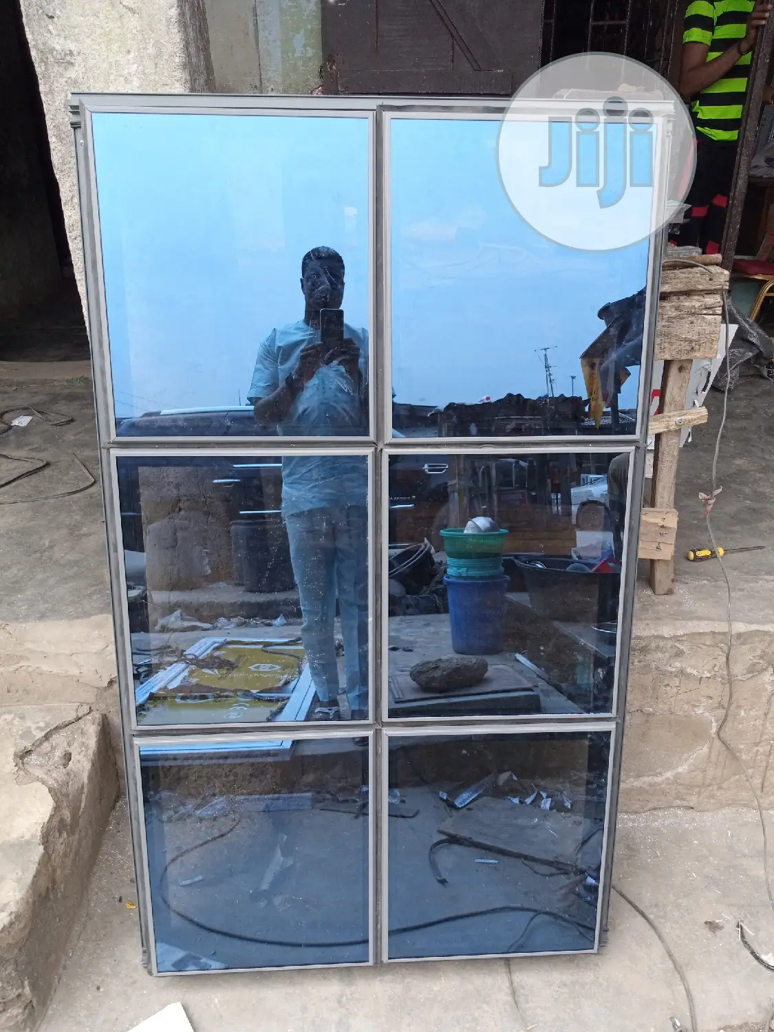 Aluminium Frameless Windows