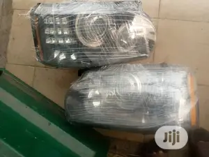 RANGE ROVER Voque Samama 2012 Head Light