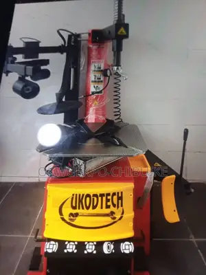Tyre Changer Machine