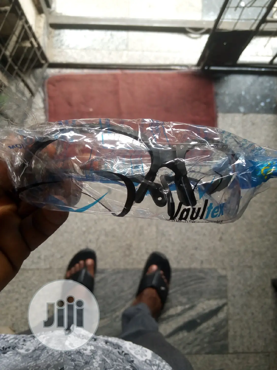 Vaultex Goggle.